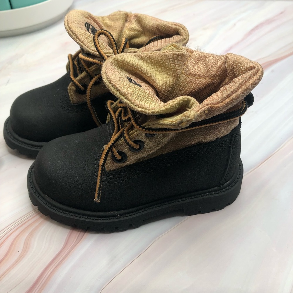 Timberland Boots for toddler ( Size 5)